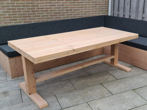Vind jouw ideale tuintafel in Enschede voor zomerse gezelligheid!