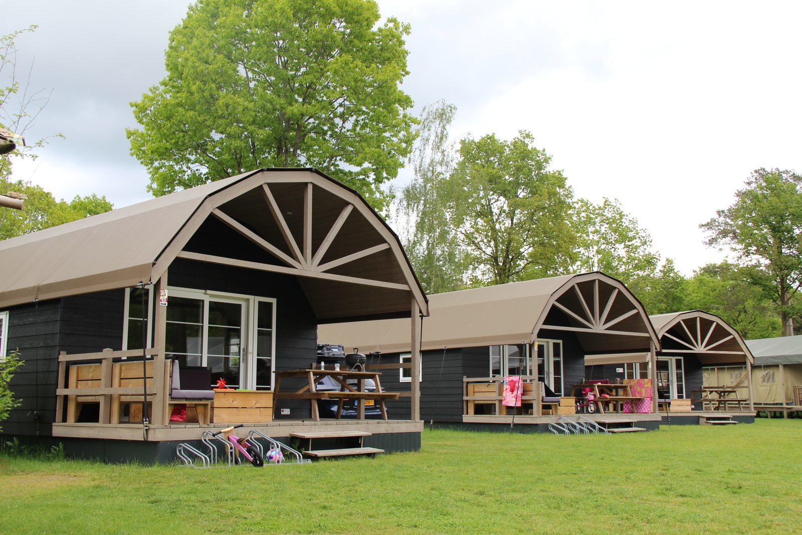 Ruime groepsaccommodatie voor 10 personen: geniet van een gezellig verblijf!