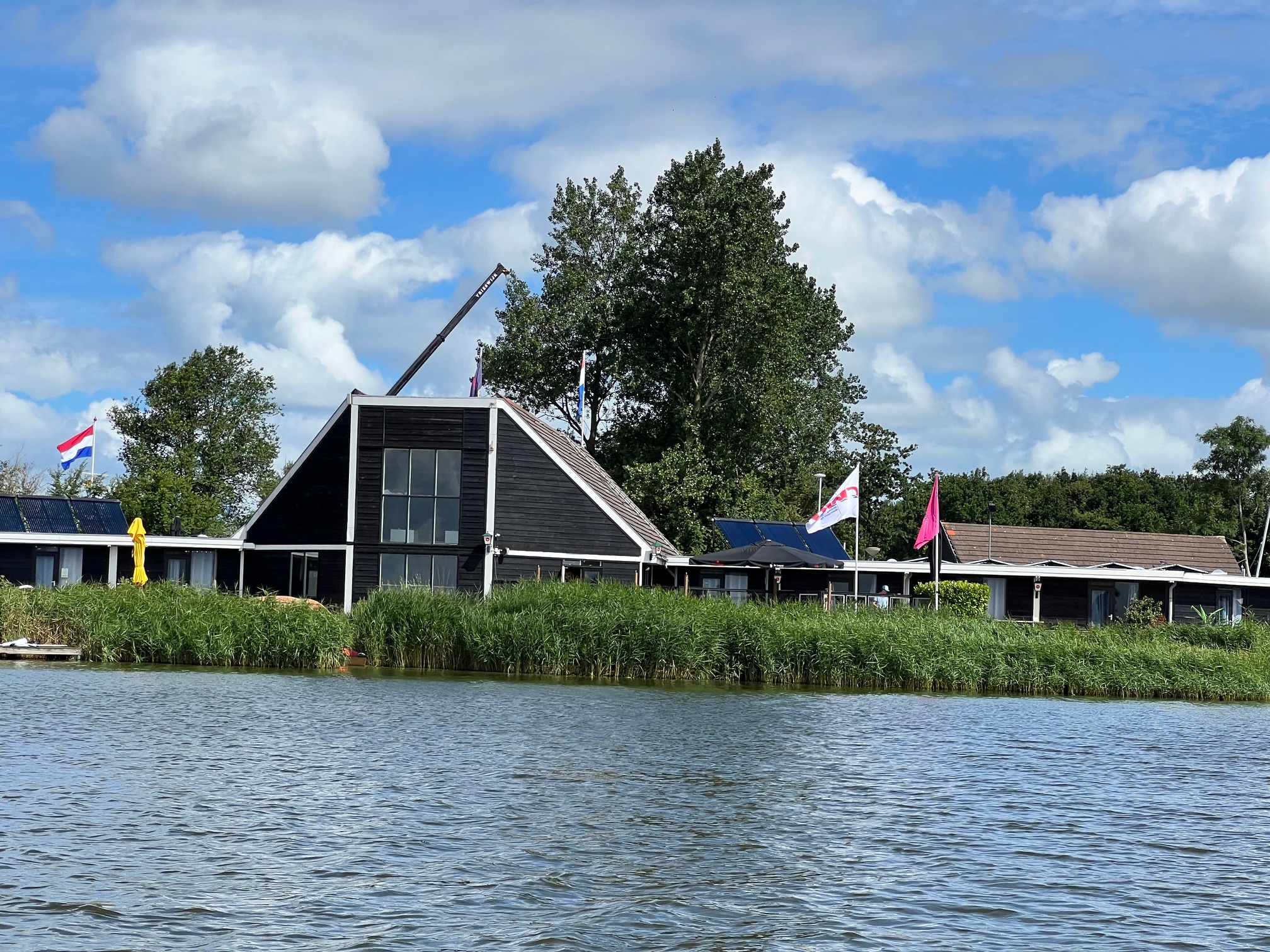 groepsaccommodatie aan water