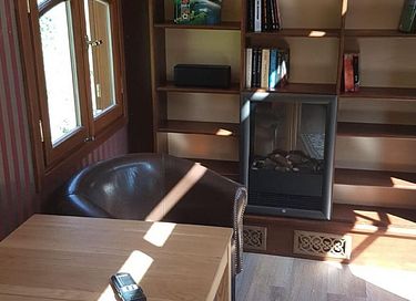 bed en breakfast circuswagen