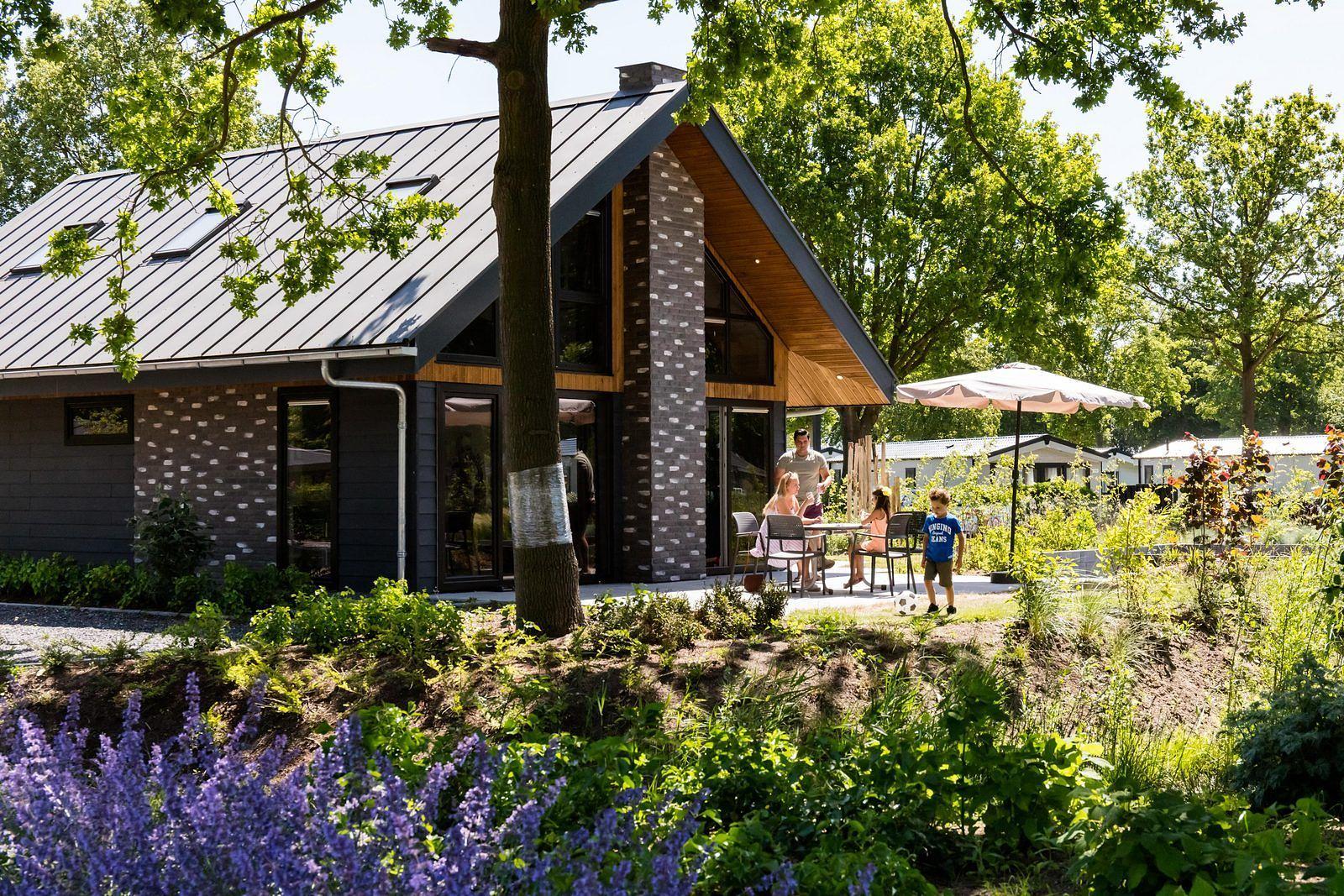 Mooie groepsaccommodaties en vakantiehuizen direct boeken bij de eigenaar