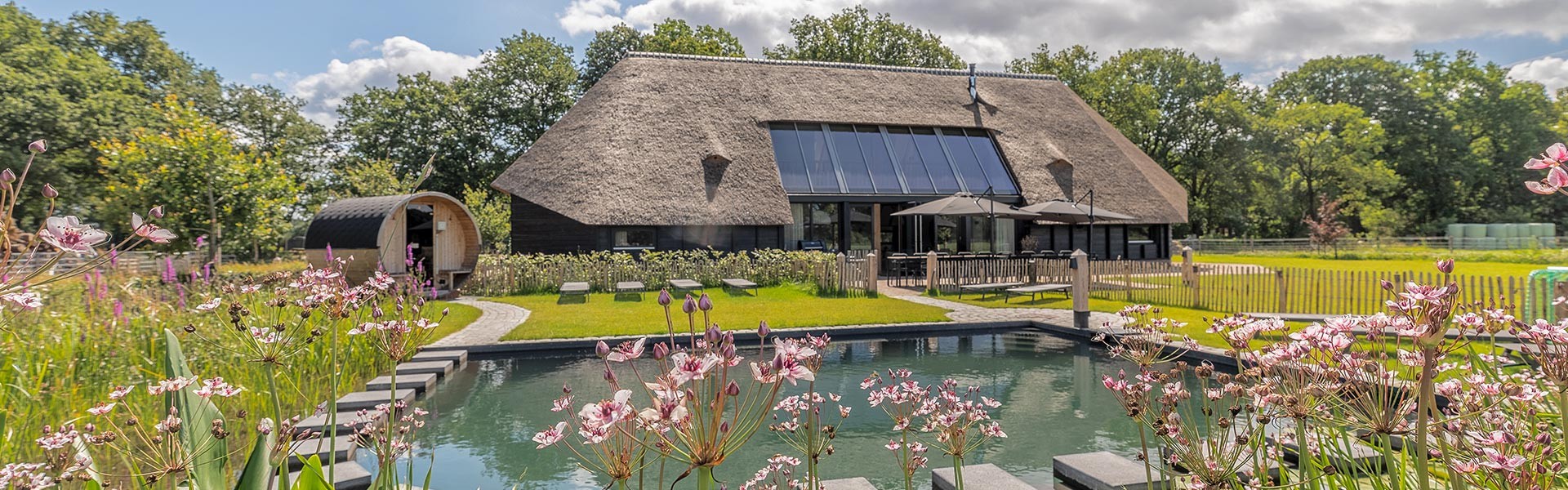 we hebben daarnaast een selectie met goedkope groepsaccommodaties